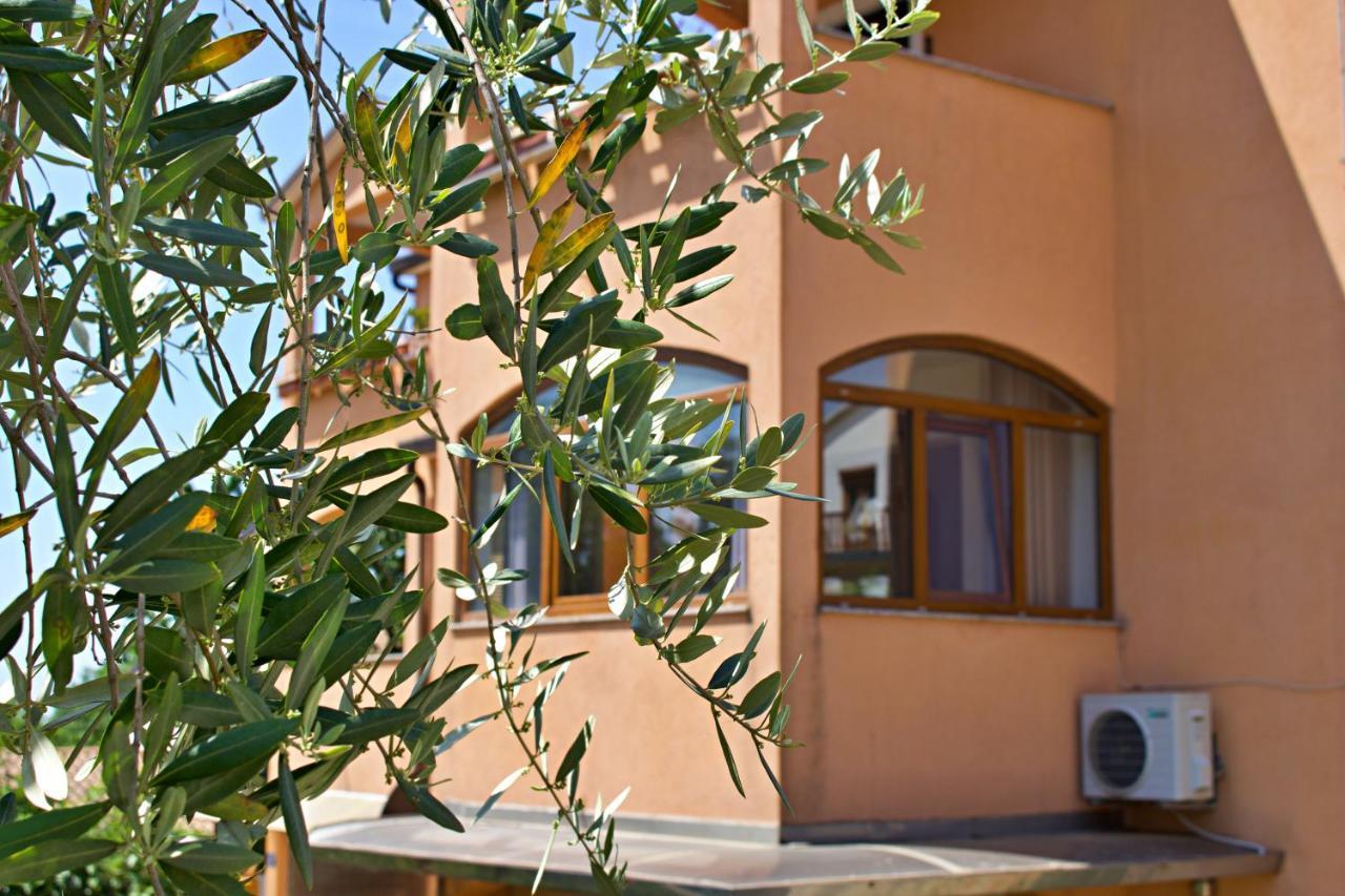 Apartments Kanegra Умаг Екстериор снимка
